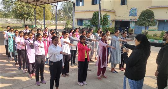 12 जनवरी को स्वामी विवेकानंद जी के 164वी जयंती पर स्वदेशी संकल्प दौंड और स्वदेशी प्रतिज्ञा का आयोजन